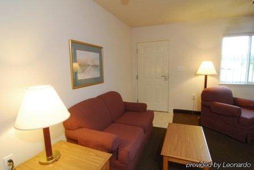 Affordable Suites Florence Buitenkant foto